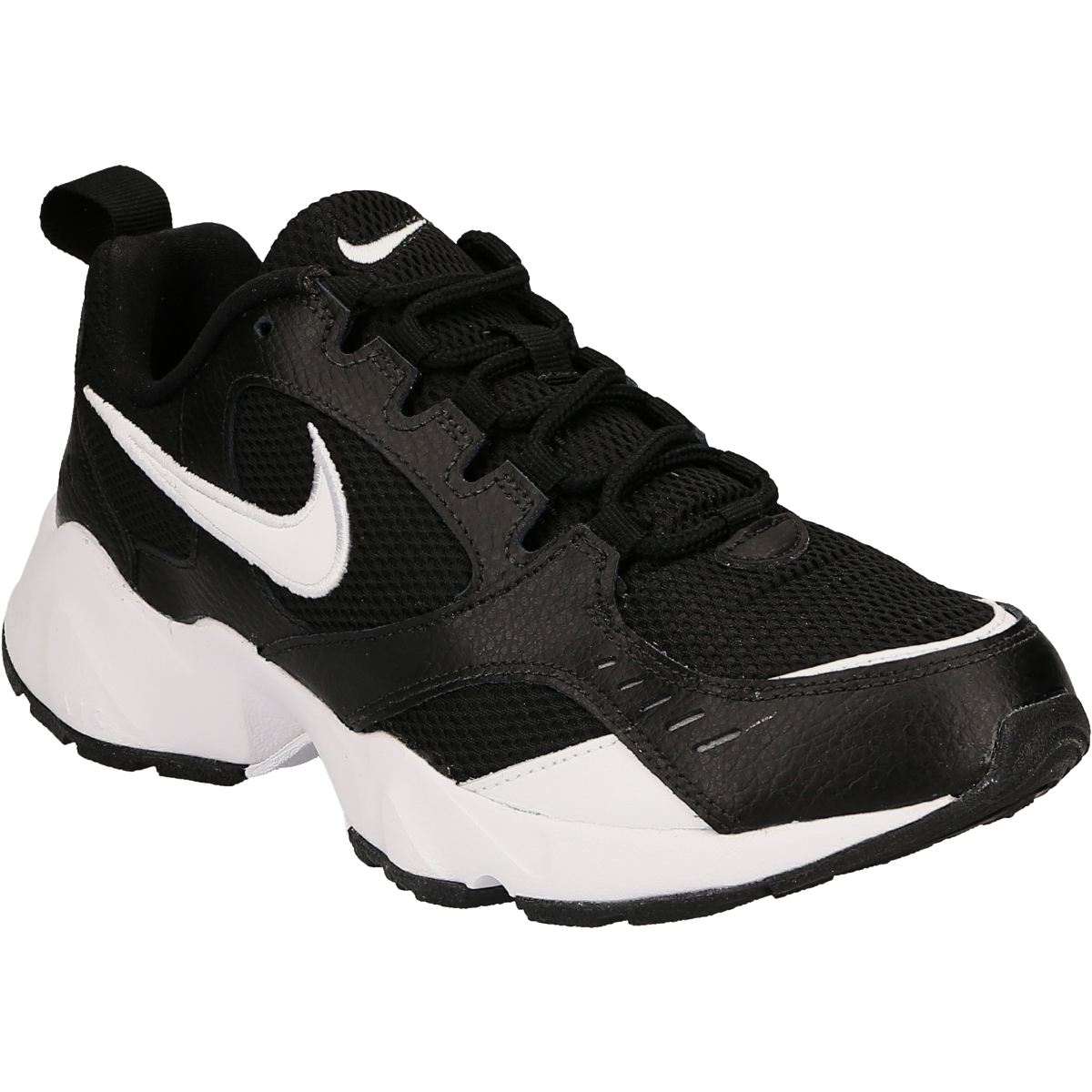 at4522 nike air heights