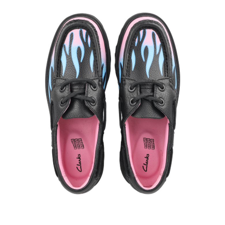 Clarks Cleyhill Fire x Bisous Schnürschuhe in schwarz