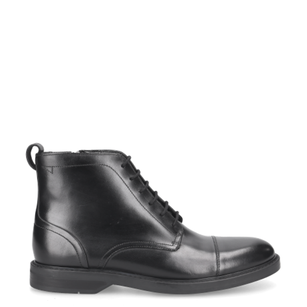 Clarks Aldwin Cap 26179732 7 Boots in schwarz