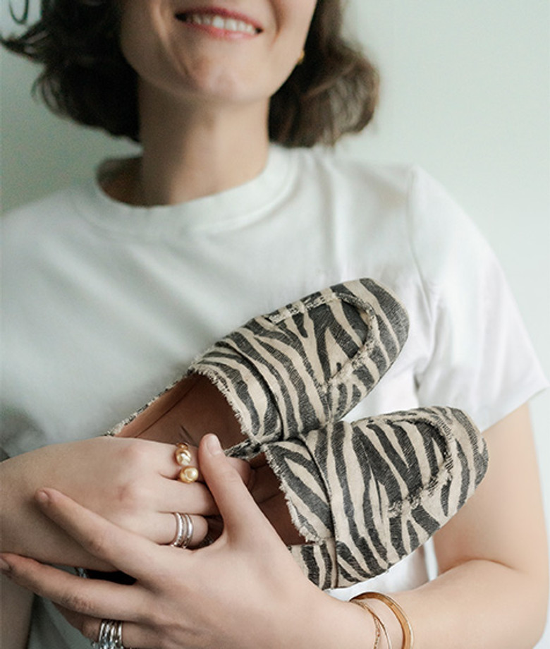 AGL MARIENNE Slipper & Mokassin in schwarz