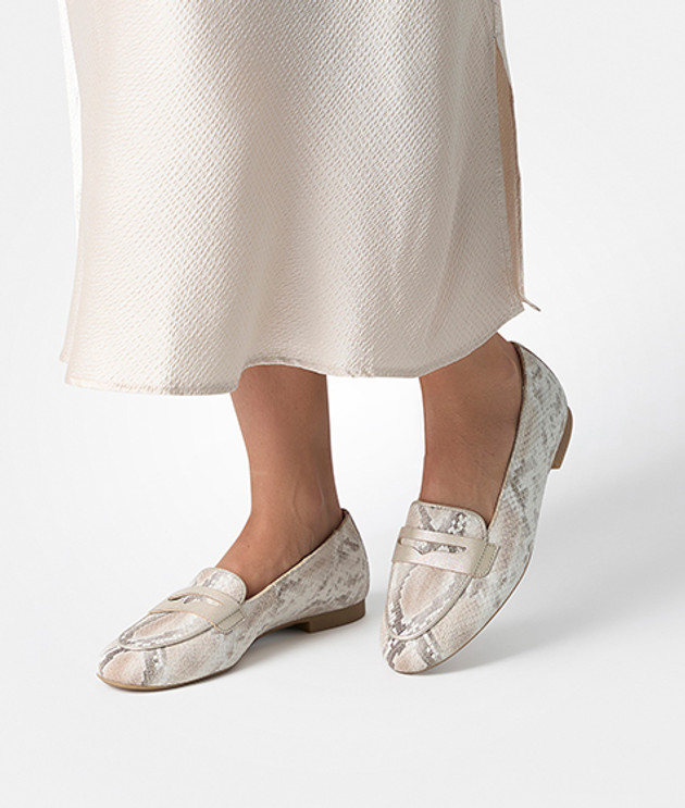 Paul Green 1207-009 Slipper & Mokassin in weiß