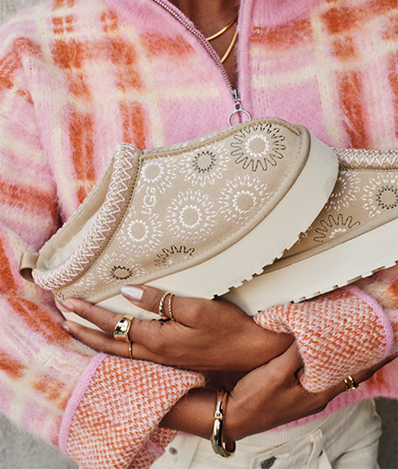 UGG 1178193-MDSD TAZZ SUN STITCH Sandaletten in beige