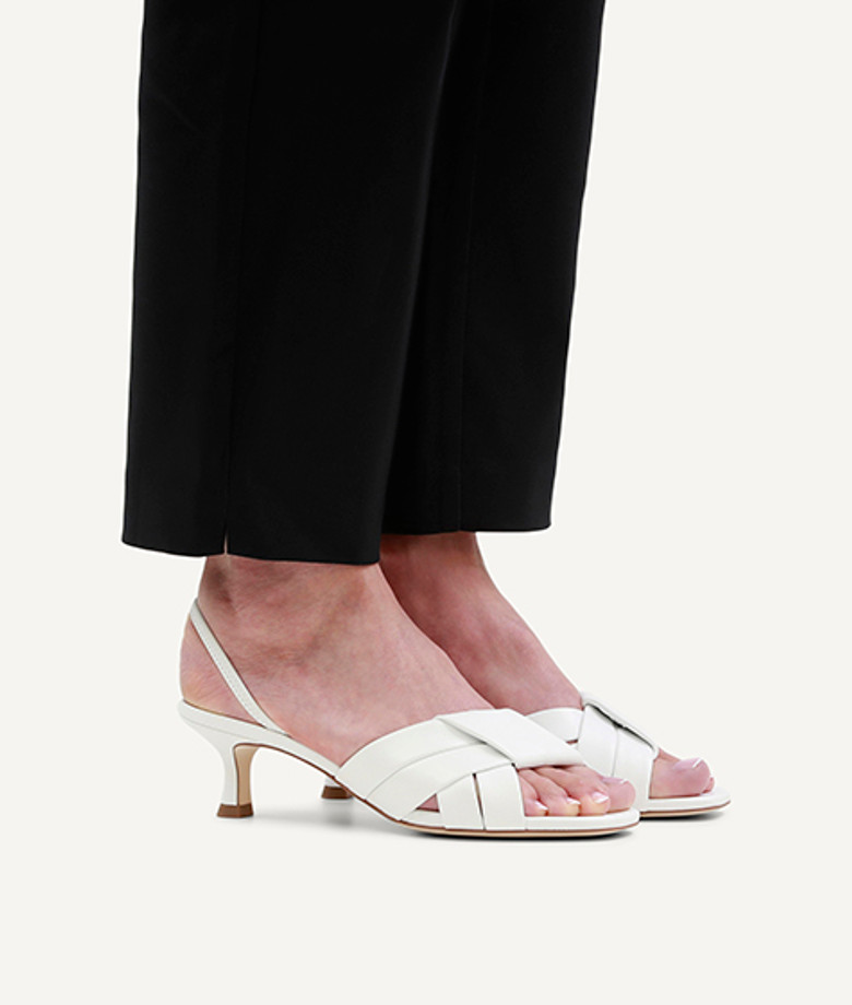 Peter Kaiser 78214 102 Sandaletten in weiß