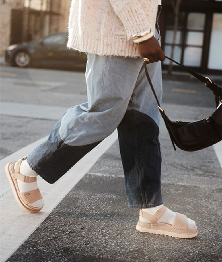 UGG 1136783-SAN GOLDENSTAR Sandaletten in beige