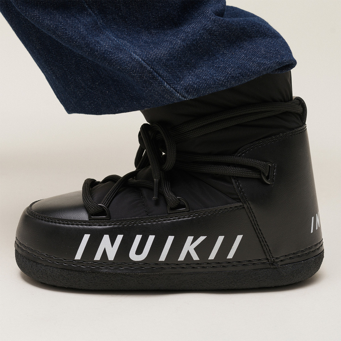 INUIKII MOUNTAIN - Schwarz