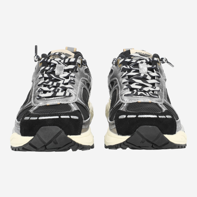 MRP MRP01 - Schwarz, Zebra - Frontansicht