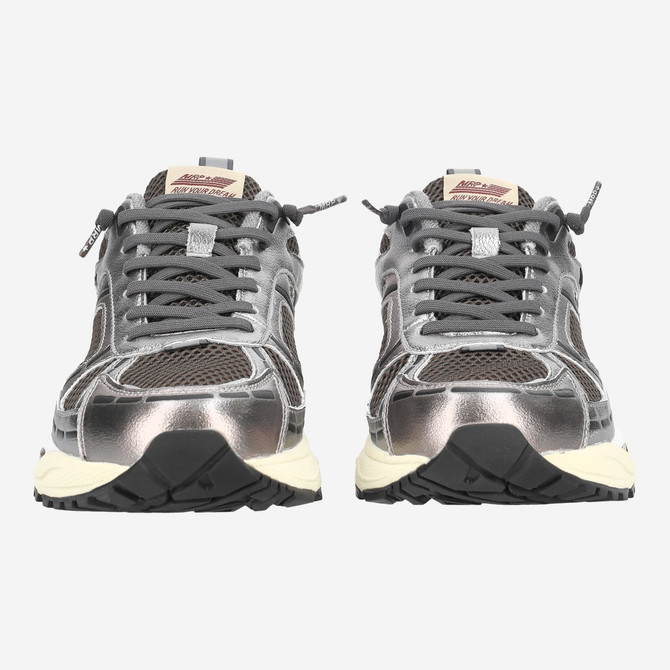 MRP MRP01 - Braun / Silber - Frontansicht