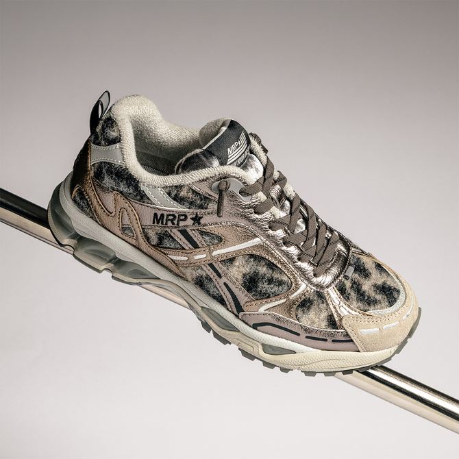 MRP MRP01 - Schwarz, Leo, Metallic