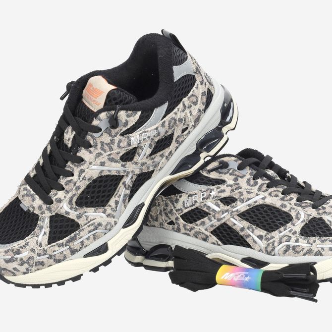 MRP MRP01 - Schwarz, kombiniert - Sonderbild