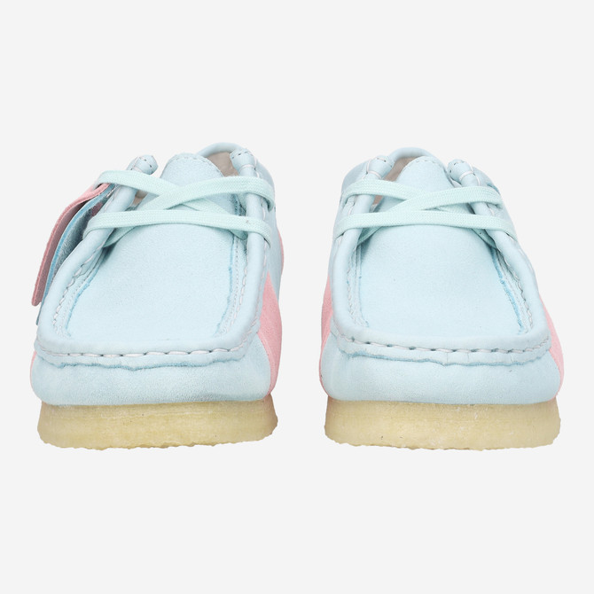 Clarks Wallabee - Blau, kombiniert - Frontansicht