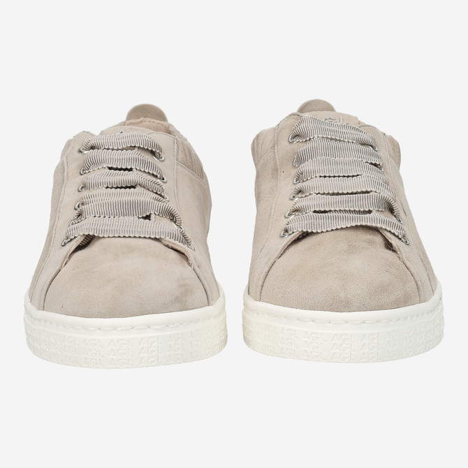 Attilio Giusti SUZIE - Braun - Frontansicht