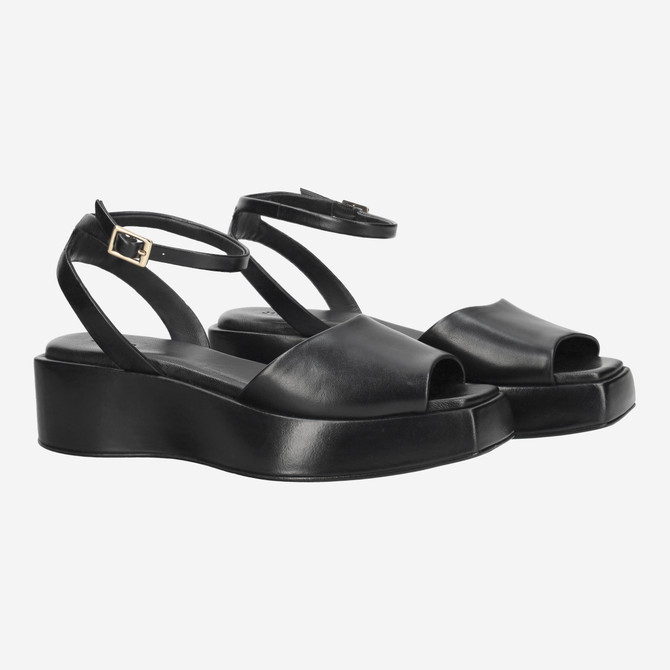 Lloyd VEGAN FAME - Schwarz - Frontansicht