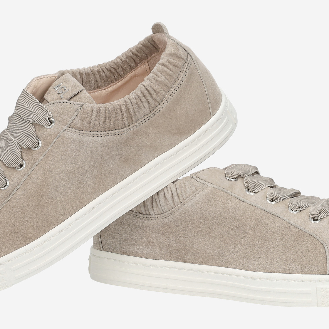 Attilio Giusti SUZIE - Braun - Sonderbild