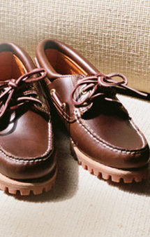 Schnürschuhe